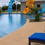 Yadua Bay Resort & Villas 